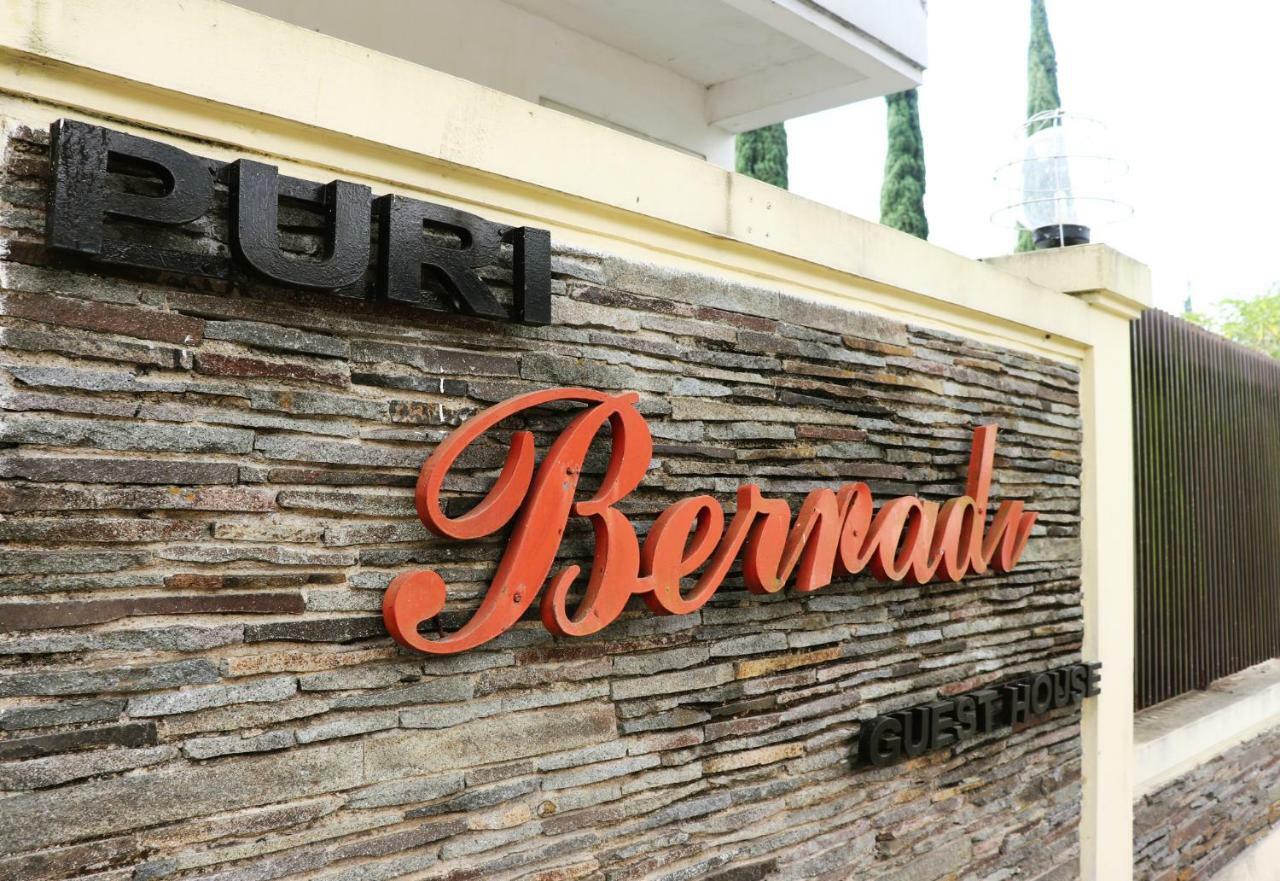 Puri Bernadi Guest House Lembang Kültér fotó